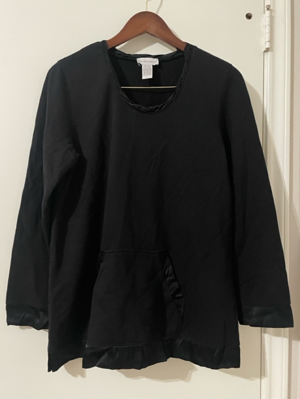 Soft Surroundings Black Satin Trim Tunic Sweatshirt Kangaroo Pocket Medium
